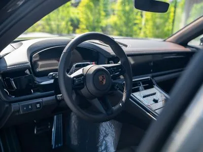 Porsche Panamera 4 E-Hybrid