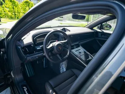 Porsche Panamera 4 E-Hybrid