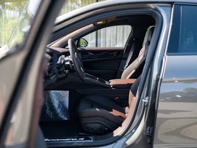 Porsche Panamera 4 E-Hybrid