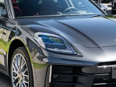 Porsche Panamera 4 E-Hybrid