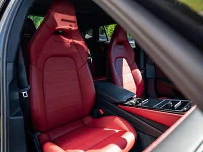 Porsche Panamera 4 E-Hybrid