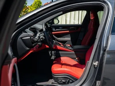 Porsche Panamera 4 E-Hybrid