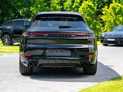 Porsche Cayenne S E-Hybrid PHEV Black Edition