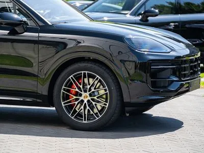 Porsche Cayenne S E-Hybrid PHEV Black Edition
