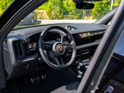 Porsche Cayenne S E-Hybrid PHEV Black Edition