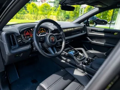 Porsche Cayenne Black Edition
