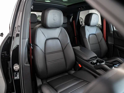 Porsche Cayenne E-Hybrid PHEV Black Edition