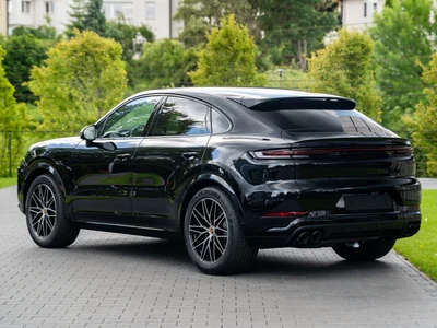 Porsche Cayenne Black Edition