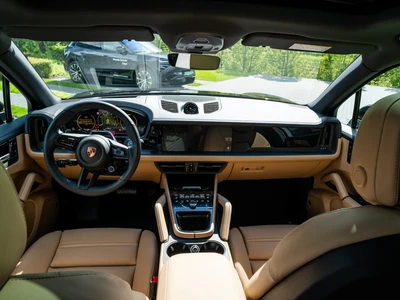 Porsche Cayenne Black Edition