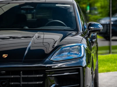 Porsche Cayenne Black Edition