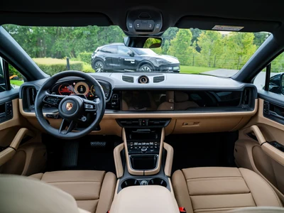 Porsche Cayenne Black Edition