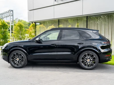 Porsche Cayenne Black Edition