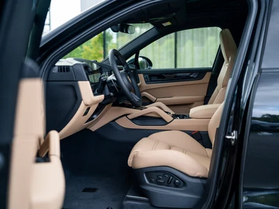Porsche Cayenne Black Edition