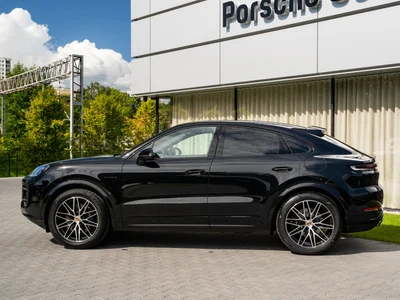 Porsche Cayenne E-Hybrid PHEV Black Edition