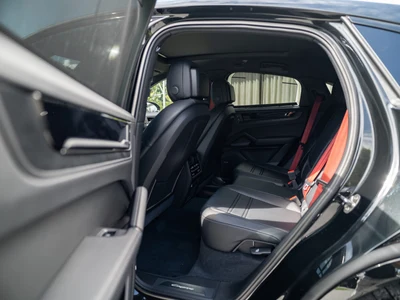 Porsche Cayenne E-Hybrid PHEV Black Edition