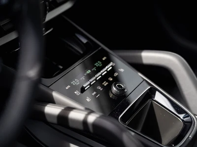 Porsche Cayenne E-Hybrid PHEV Black Edition