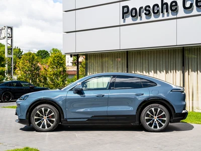 Porsche Cayenne S 113.2kWh