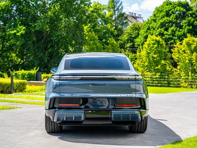 Porsche Cayenne S 113.2kWh