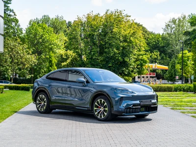 Porsche Cayenne S 113.2kWh