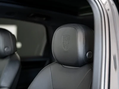 Porsche Cayenne Black Edition