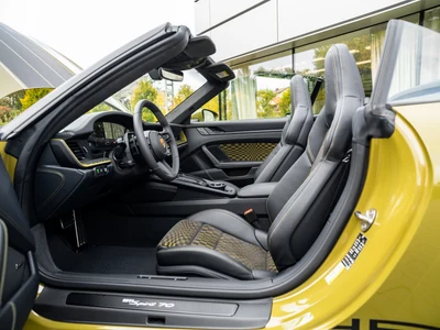Porsche 911 Carrera T-Hybrid Spirit 70