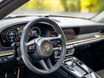 Porsche 911 Carrera T-Hybrid Spirit 70