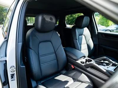 Porsche Cayenne Black Edition