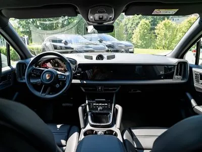 Porsche Cayenne Black Edition