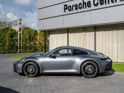 Porsche 911 Carrera