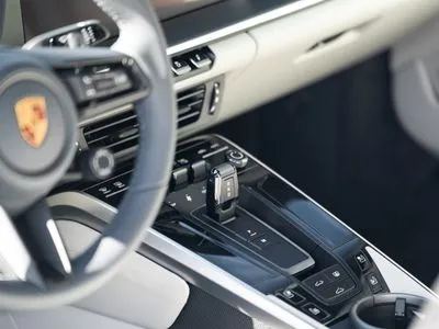 Porsche 911 Carrera