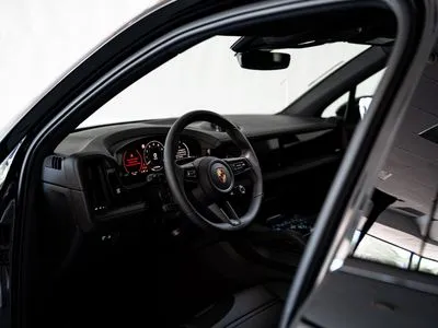 Porsche Cayenne Black Edition