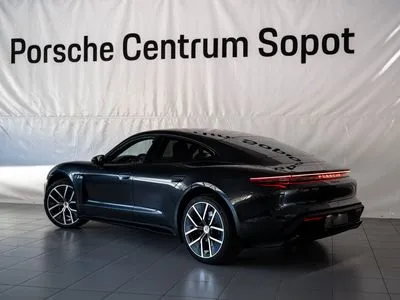 Porsche Taycan 105kWh Black Edition