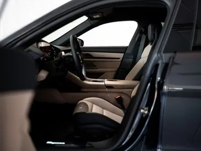 Porsche Taycan 105kWh Black Edition