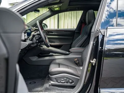 Porsche Macan GTS 100kWh