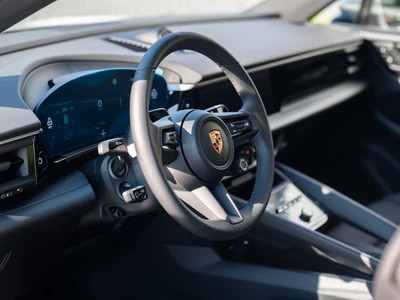 Porsche Macan 4 100kWh