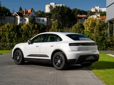 Porsche Macan 4 100kWh