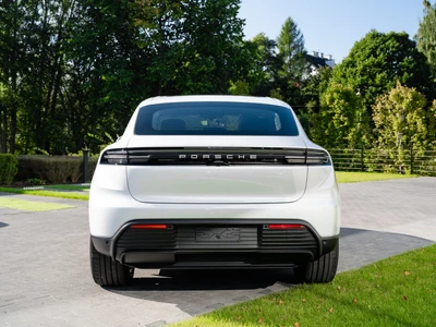 Porsche Macan 4 100kWh