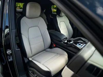 Porsche Cayenne S E-Hybrid PHEV Black Edition