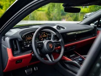 Porsche Cayenne S E-Hybrid PHEV Black Edition