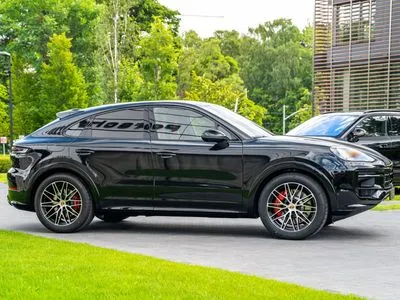 Porsche Cayenne S E-Hybrid PHEV Black Edition