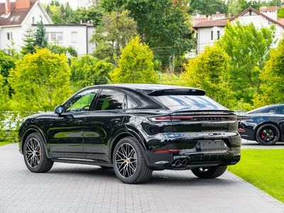 Porsche Cayenne S E-Hybrid PHEV Black Edition