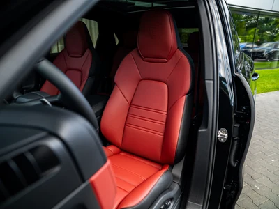 Porsche Cayenne S E-Hybrid PHEV Black Edition
