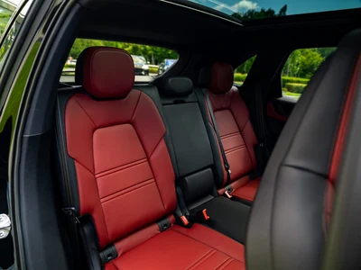 Porsche Cayenne S E-Hybrid PHEV Black Edition
