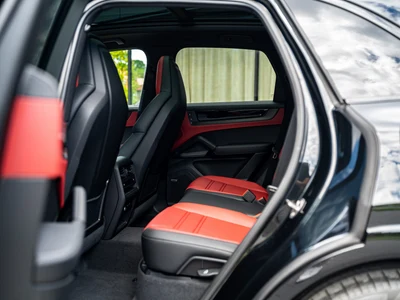 Porsche Cayenne S E-Hybrid PHEV Black Edition
