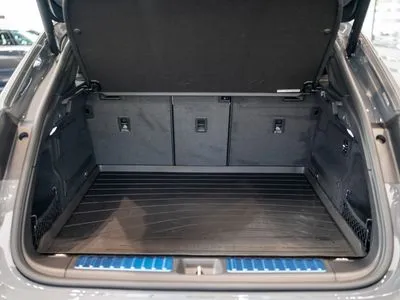 Porsche Macan Turbo 100kWh