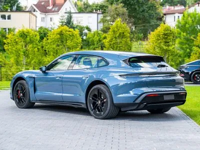 Porsche Taycan 105kWh 4S Black Edition