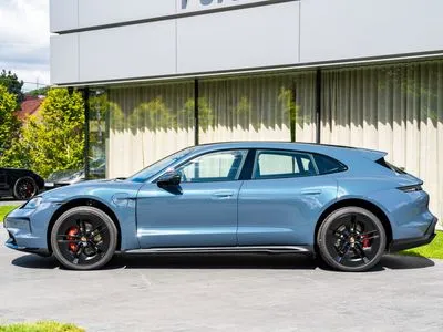Porsche Taycan 105kWh 4S Black Edition