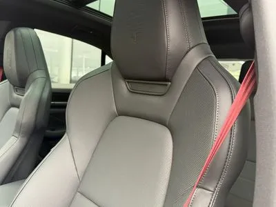 Porsche Macan 4 100kWh
