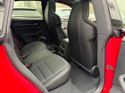 Porsche Macan 4 100kWh