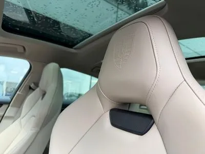 Porsche Panamera 4 E-Hybrid